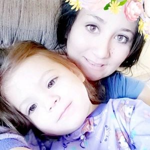 Meet your Posher, Zeneidi